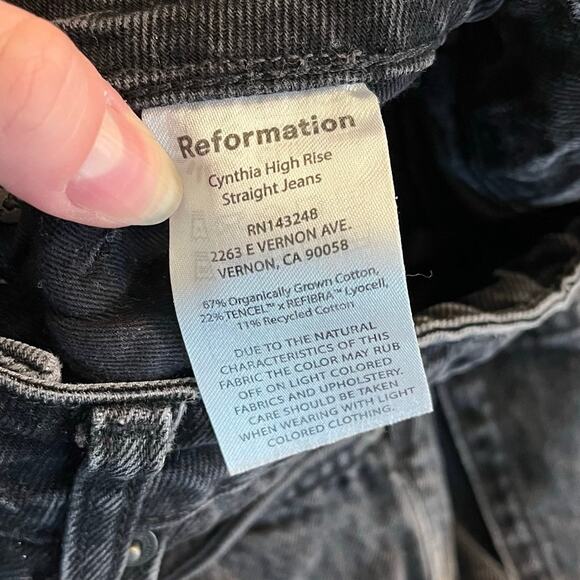 Reformation Jeans Cynthia High Rise Straight Jeans in Vana size 25 - Picture 7 of 12